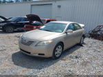 2009 Toyota Camry Le Gold vin: 4T1BE46K29U329262