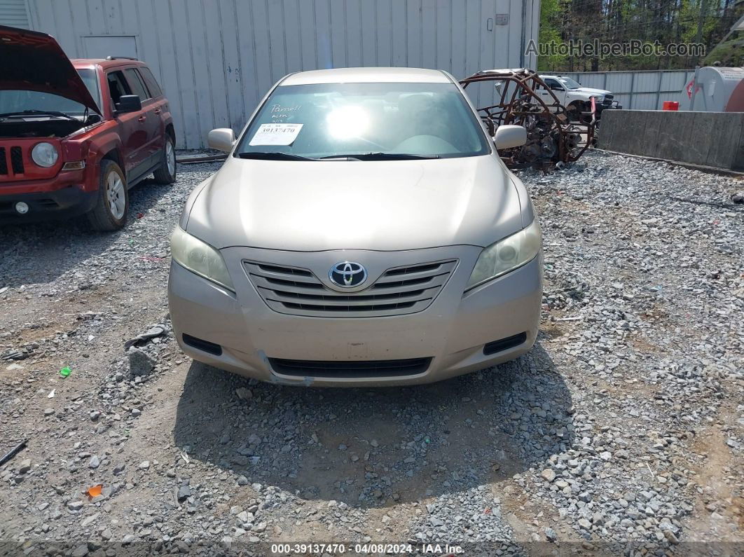 2009 Toyota Camry Le Gold vin: 4T1BE46K29U329262