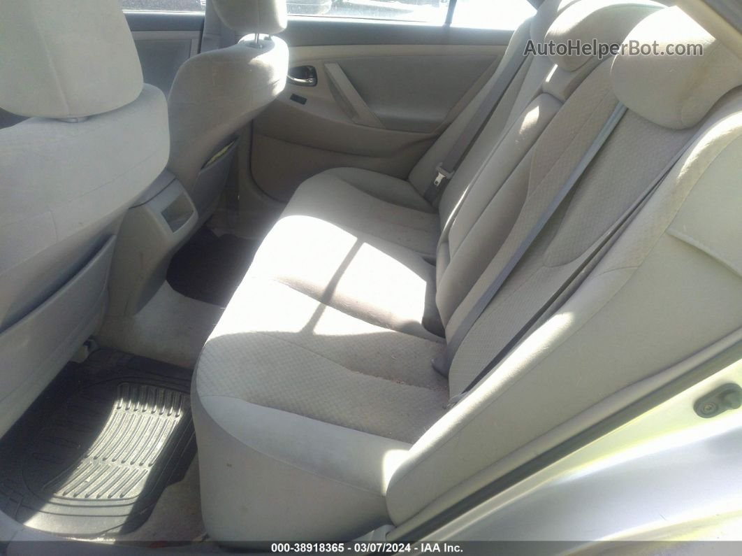 2009 Toyota Camry   Серебряный vin: 4T1BE46K39U409444