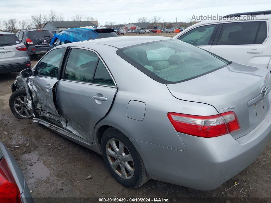 2009 Toyota Camry Le Silver vin: 4T1BE46K49U866828