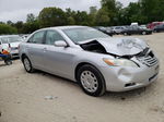 2009 Toyota Camry Base Серебряный vin: 4T1BE46K59U263886