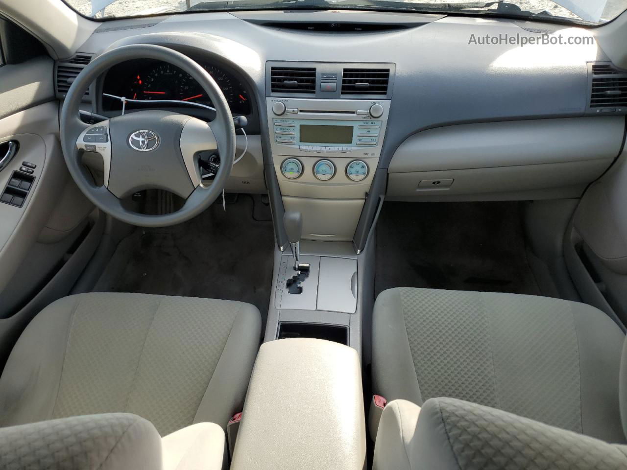 2009 Toyota Camry Base Silver vin: 4T1BE46K69U284102