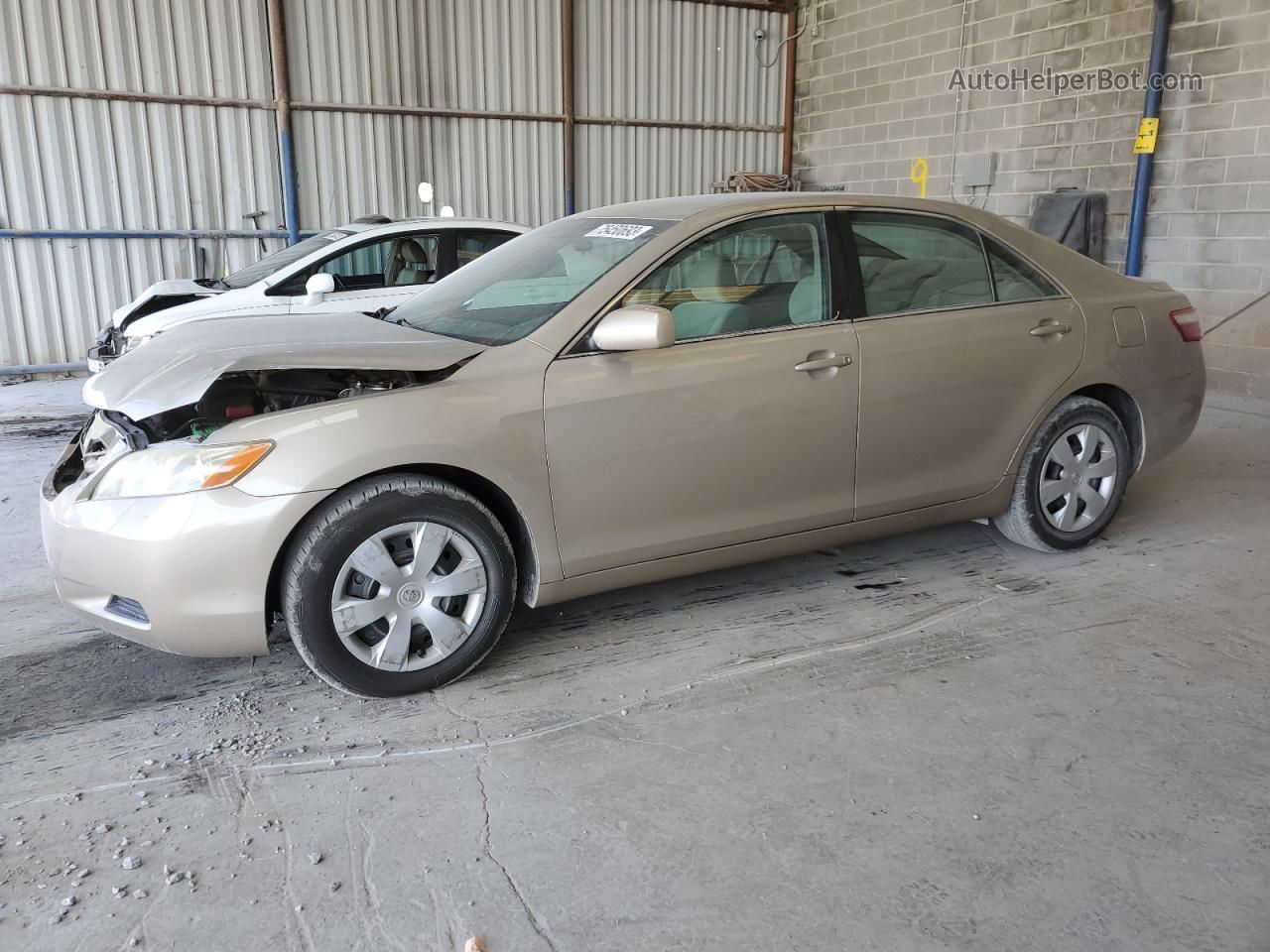 2009 Toyota Camry Base Золотой vin: 4T1BE46K69U395829