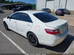 2009 Toyota Camry   White vin: 4T1BE46K69U890144