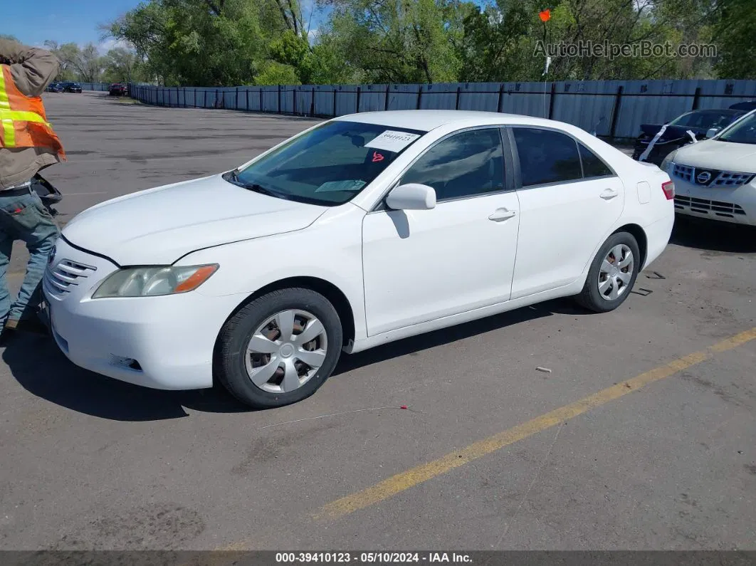 2009 Toyota Camry Le White vin: 4T1BE46K69U899815