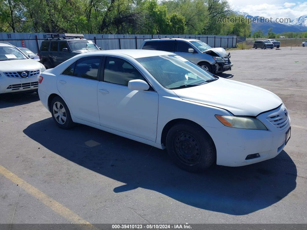 2009 Toyota Camry Le White vin: 4T1BE46K69U899815