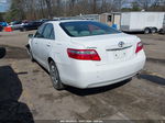 2009 Toyota Camry Le White vin: 4T1BE46K69U912076