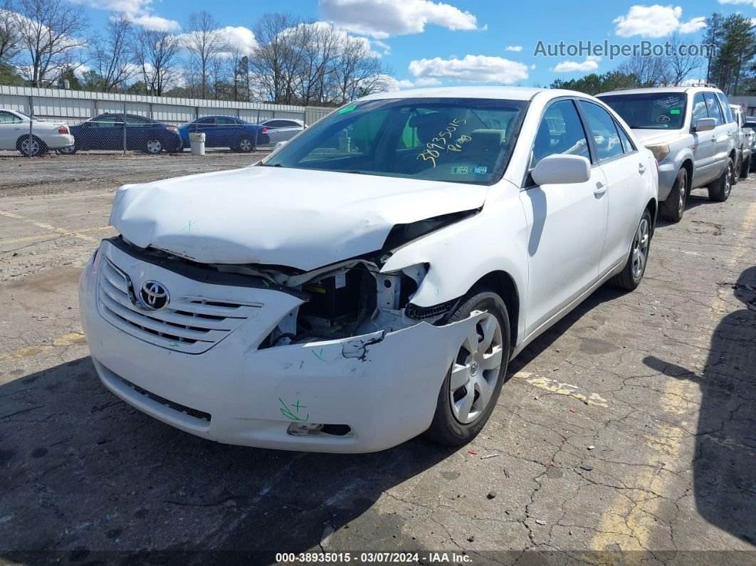 2009 Toyota Camry Le White vin: 4T1BE46K69U912076