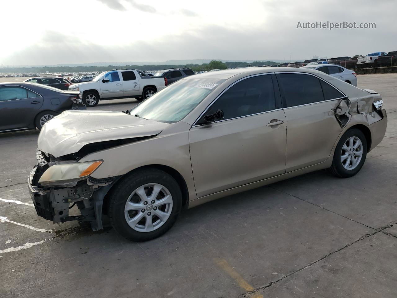 2009 Toyota Camry Base Tan vin: 4T1BE46K79U294069