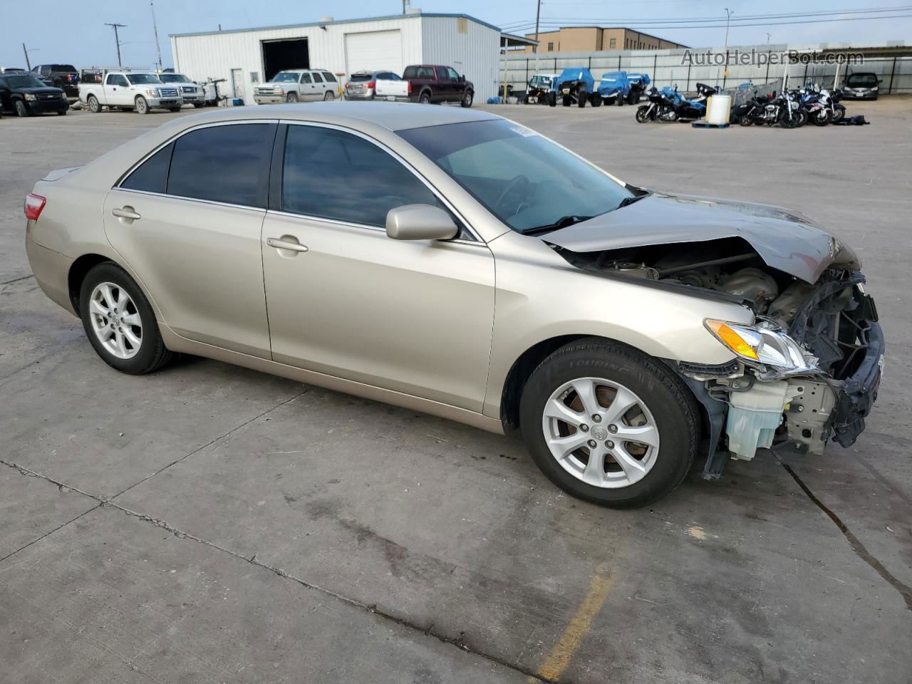 2009 Toyota Camry Base Желто-коричневый vin: 4T1BE46K79U294069