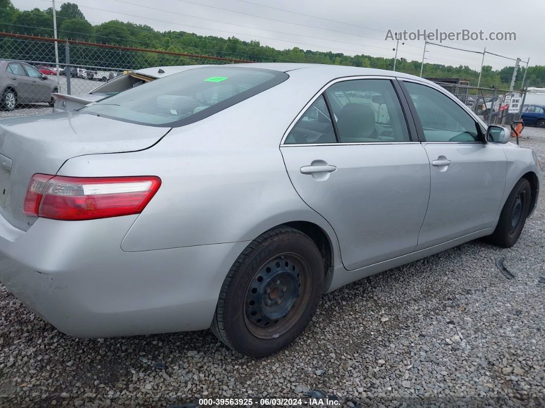 2009 Toyota Camry Le Silver vin: 4T1BE46K79U346705