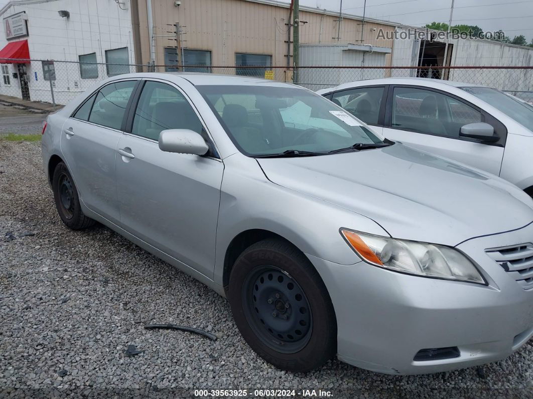 2009 Toyota Camry Le Silver vin: 4T1BE46K79U346705