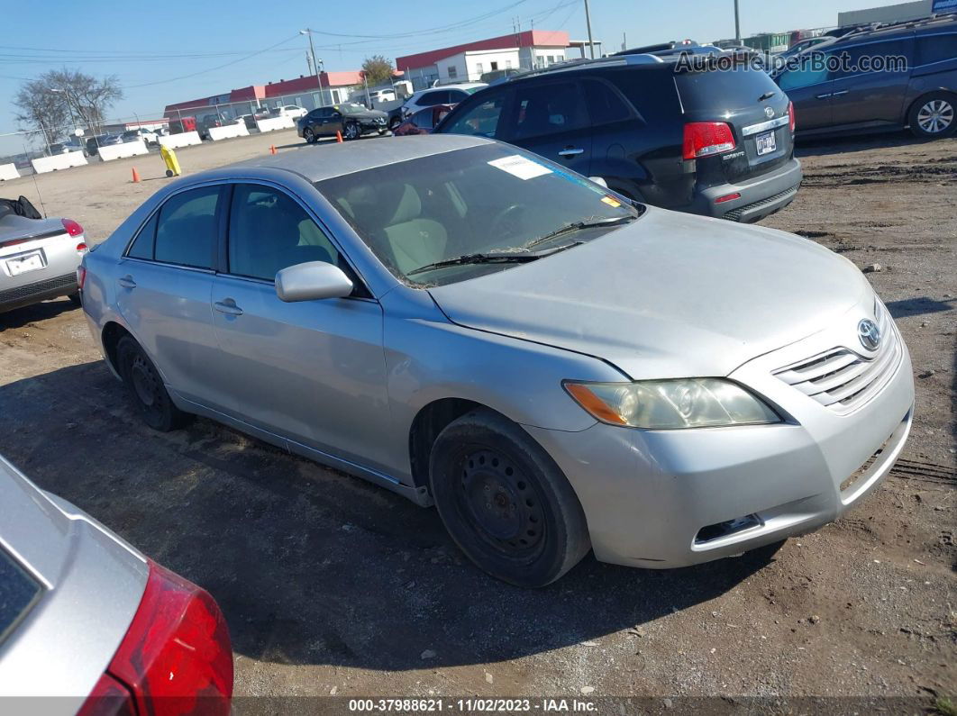 2009 Toyota Camry Le Silver vin: 4T1BE46K79U410824