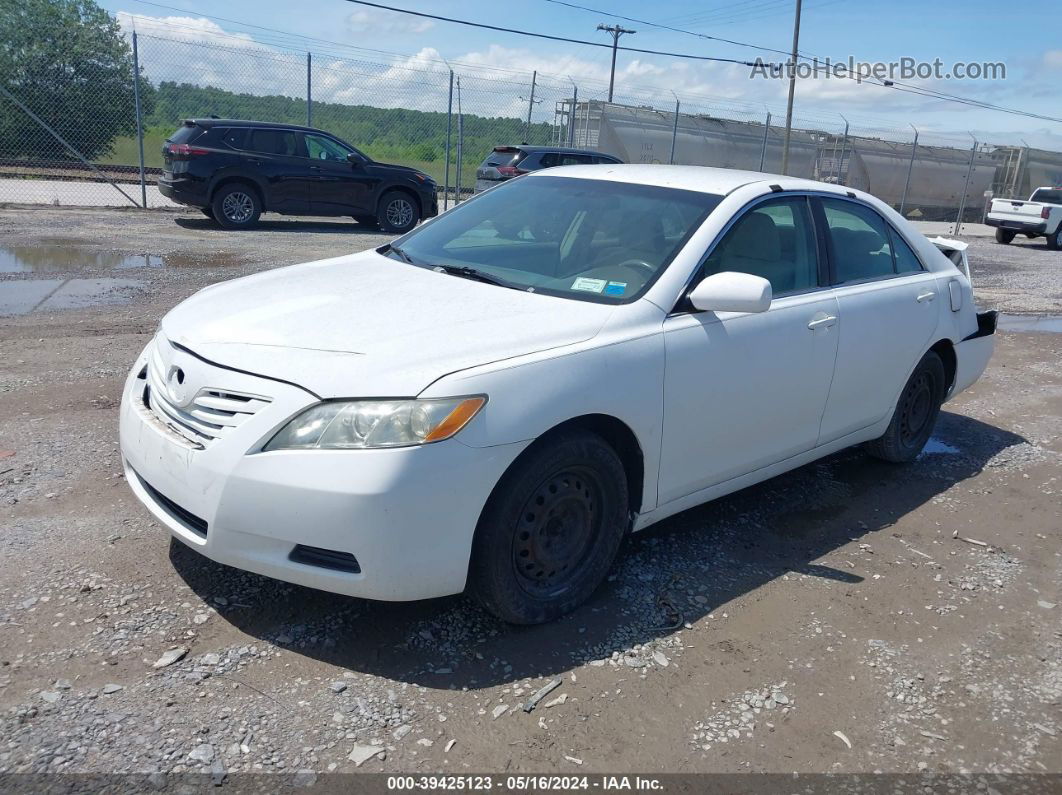 2009 Toyota Camry Le White vin: 4T1BE46K79U881050