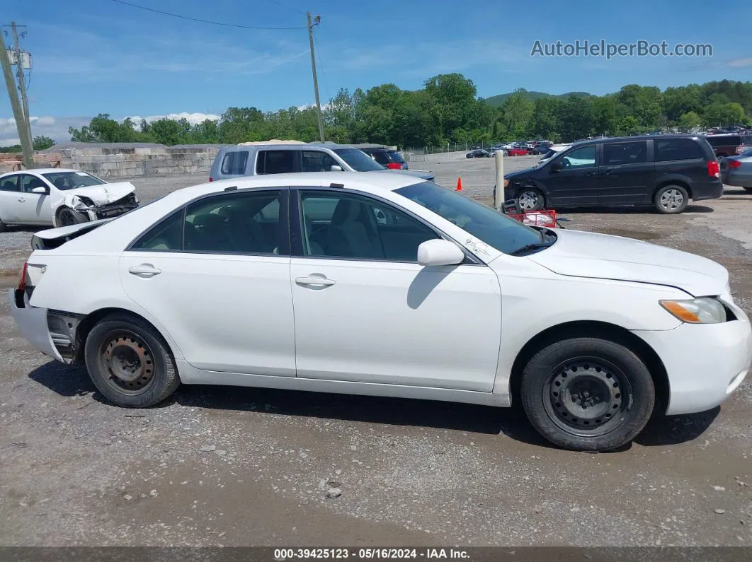 2009 Toyota Camry Le White vin: 4T1BE46K79U881050