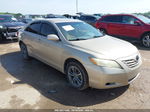 2009 Toyota Camry Le Gold vin: 4T1BE46K89U298602