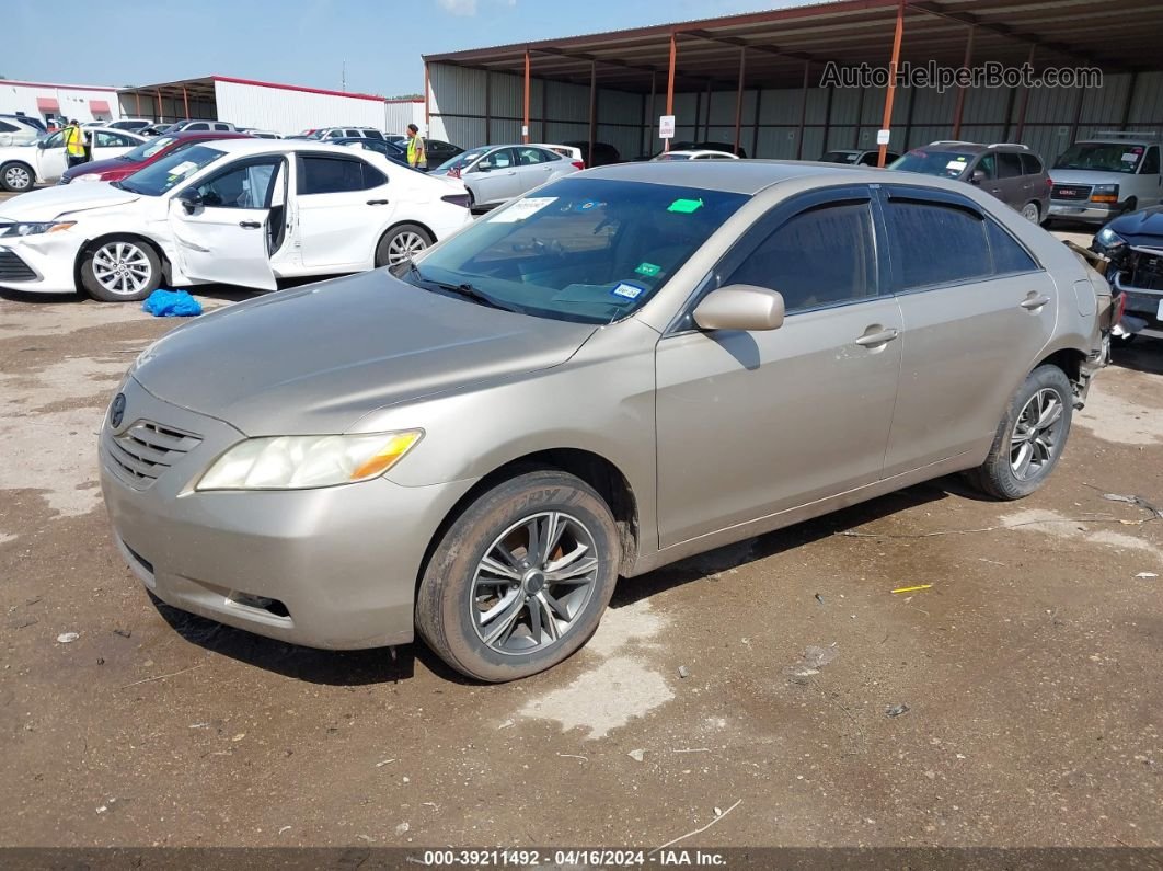 2009 Toyota Camry Le Gold vin: 4T1BE46K89U298602