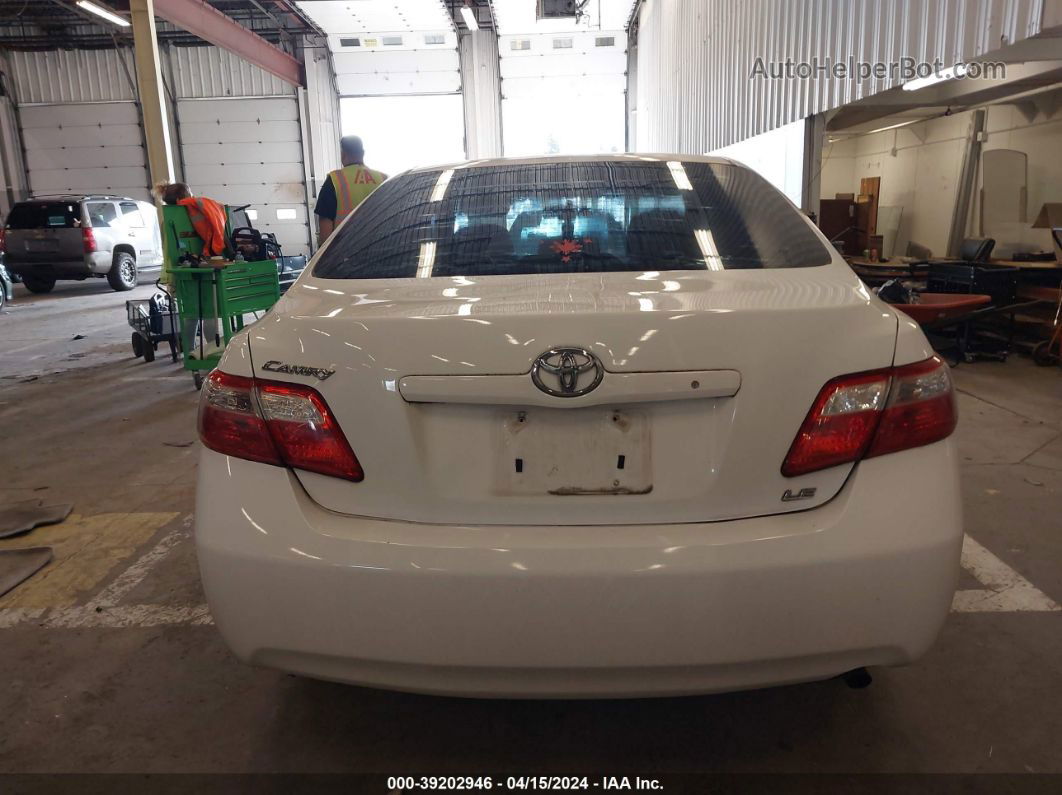 2009 Toyota Camry Le White vin: 4T1BE46K89U808009