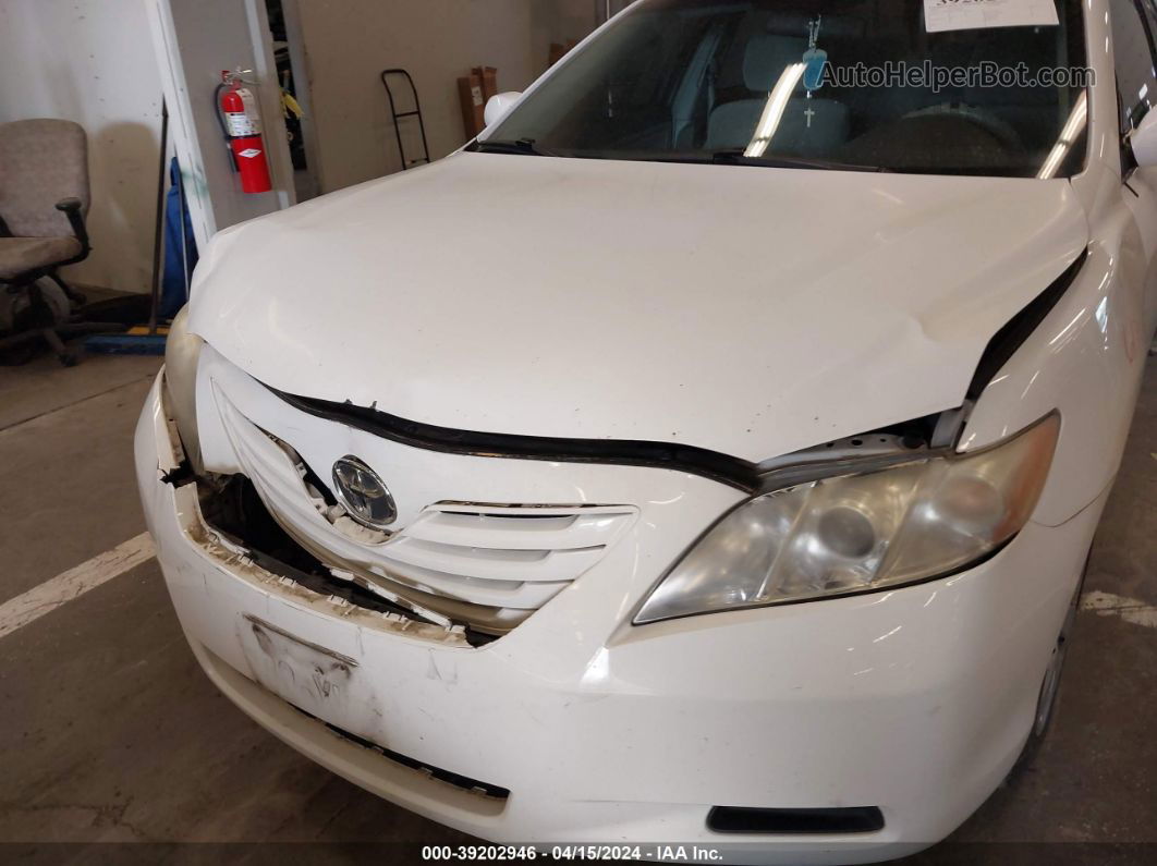 2009 Toyota Camry Le White vin: 4T1BE46K89U808009