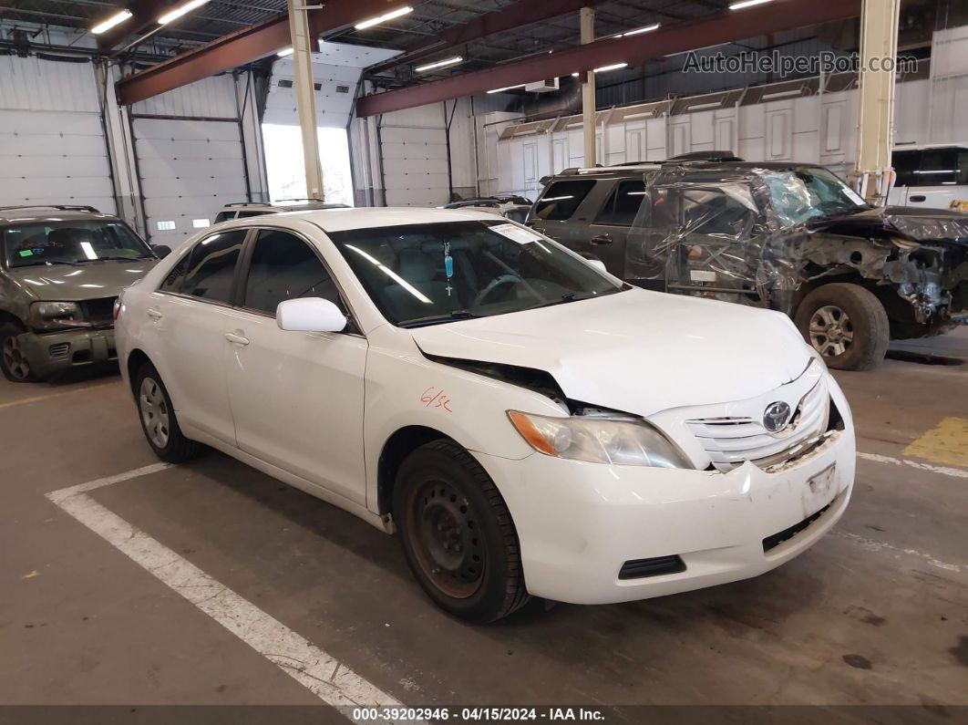 2009 Toyota Camry Le White vin: 4T1BE46K89U808009