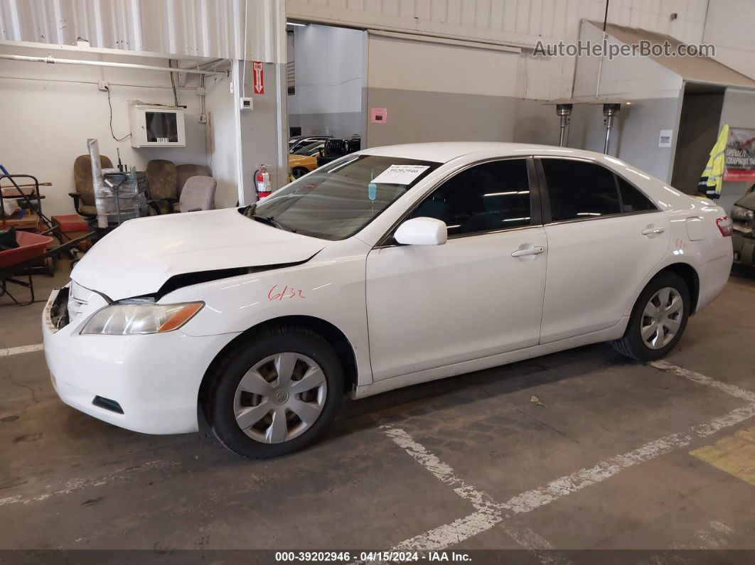 2009 Toyota Camry Le White vin: 4T1BE46K89U808009