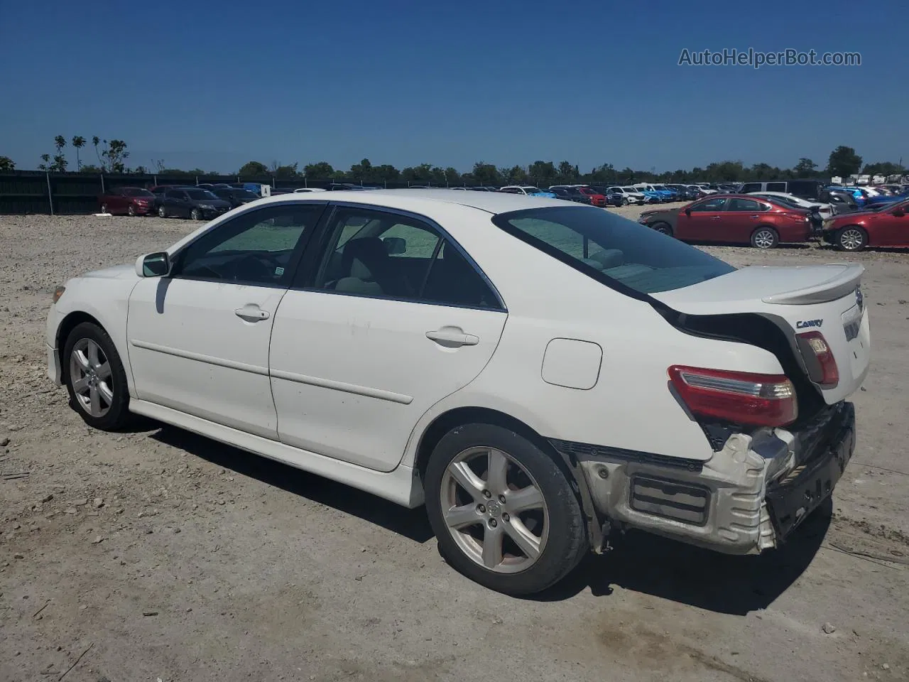 2009 Toyota Camry Base White vin: 4T1BE46K89U896527