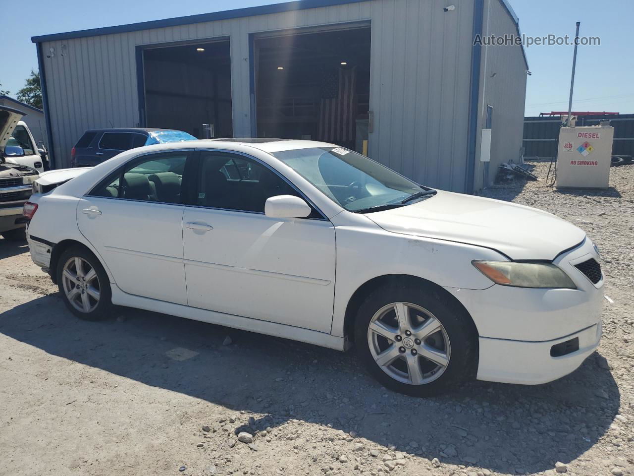 2009 Toyota Camry Base White vin: 4T1BE46K89U896527