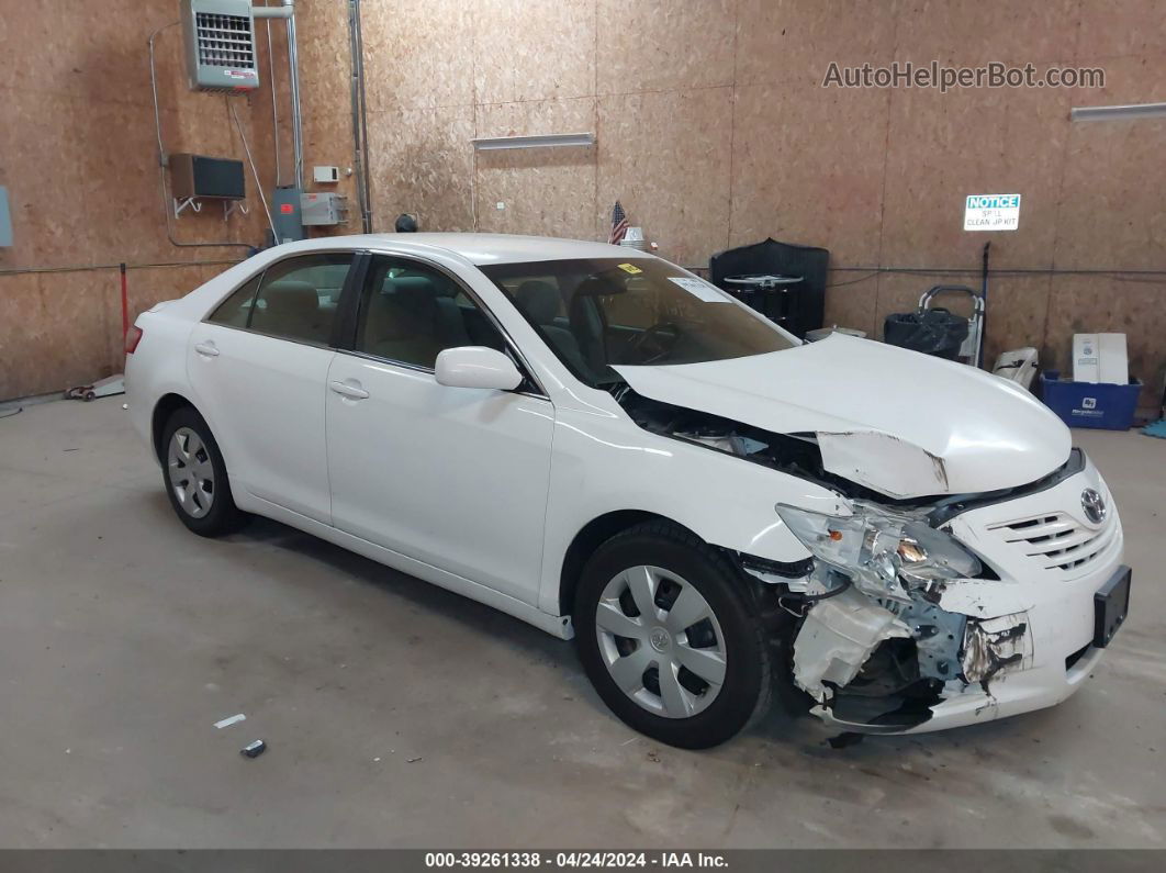 2009 Toyota Camry Le White vin: 4T1BE46K99U844758