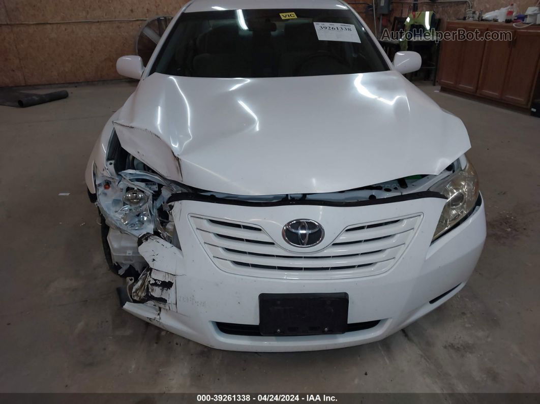 2009 Toyota Camry Le Белый vin: 4T1BE46K99U844758