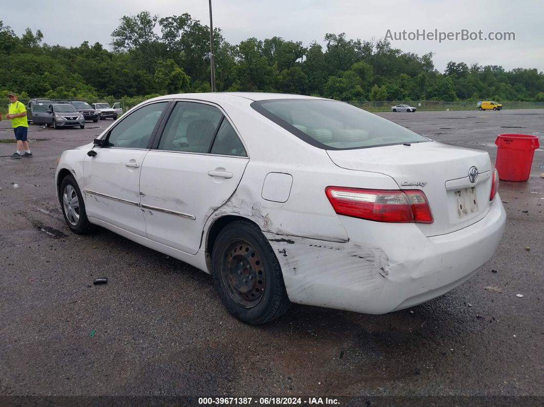 2009 Toyota Camry Le White vin: 4T1BE46K99U868235