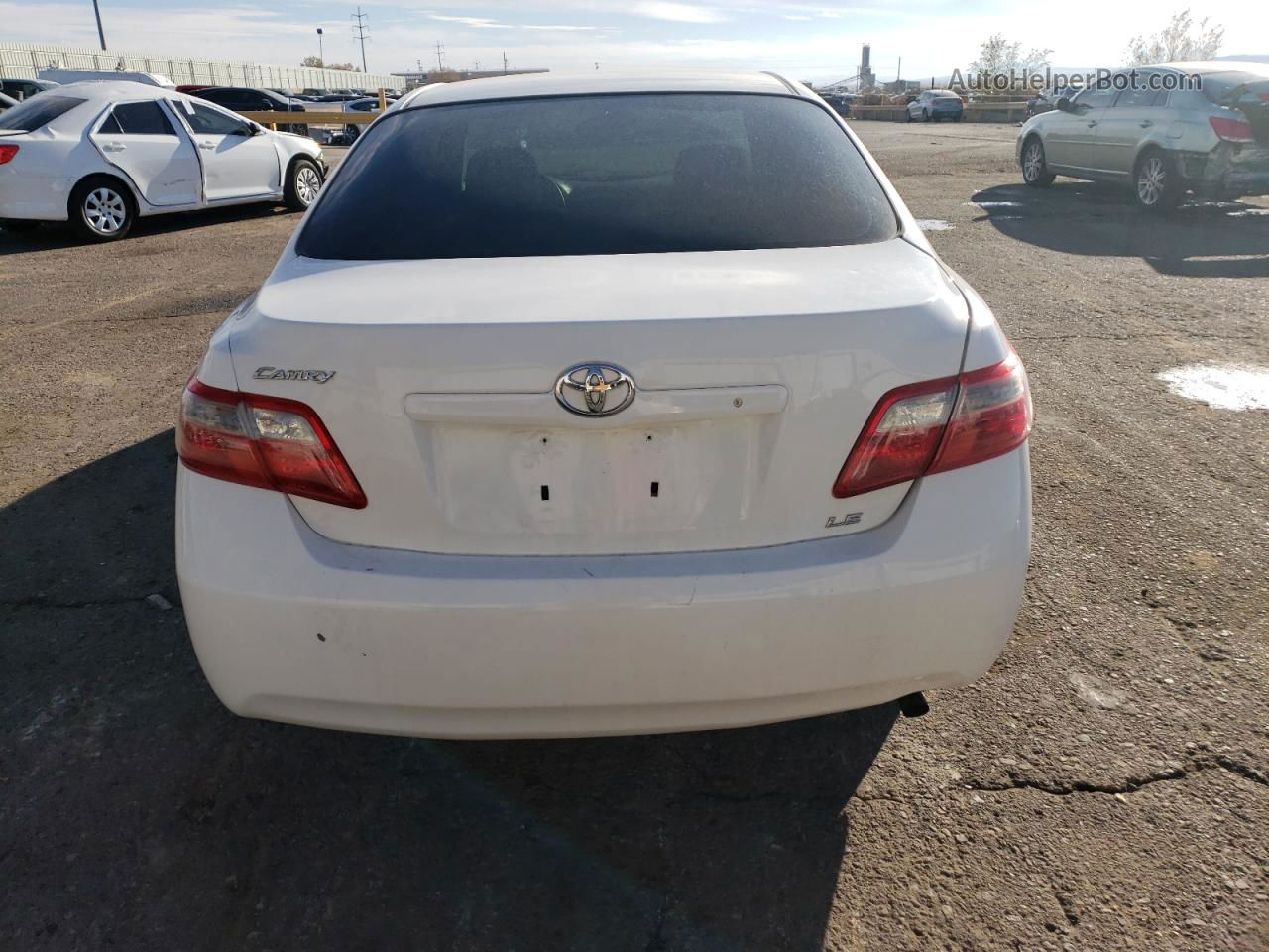 2009 Toyota Camry Base White vin: 4T1BE46K99U912007