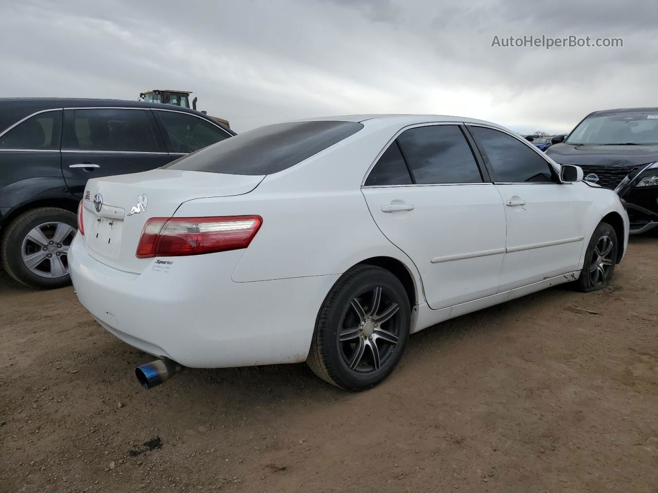 2009 Toyota Camry Base White vin: 4T1BE46KX9U811817