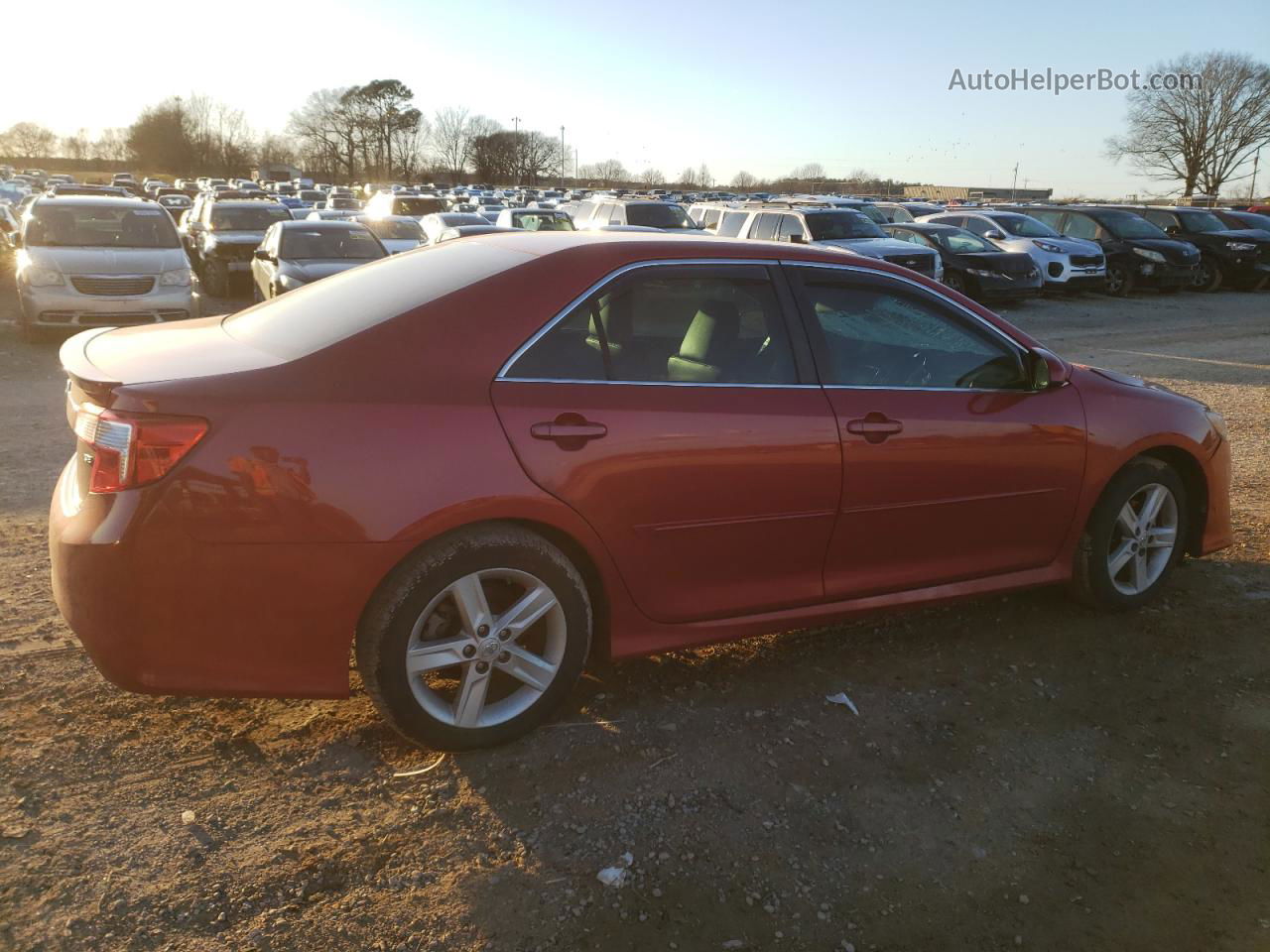 2012 Toyota Camry Base Red vin: 4T1BF1FK0CU615078