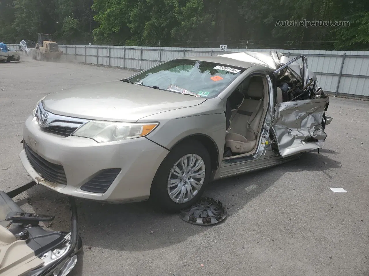 2014 Toyota Camry L Beige vin: 4T1BF1FK0EU440723