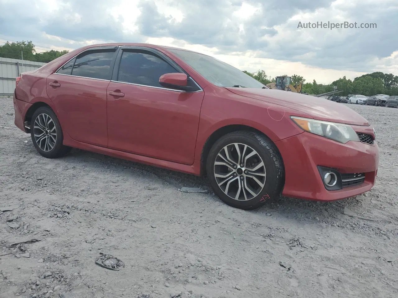 2014 Toyota Camry L Red vin: 4T1BF1FK0EU747762