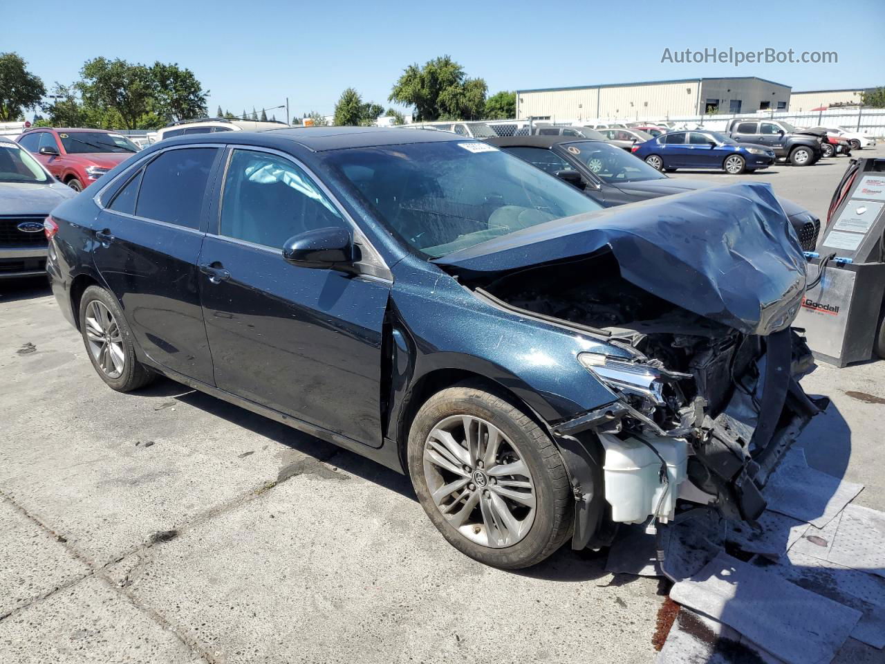 2016 Toyota Camry Le Black vin: 4T1BF1FK0GU132339