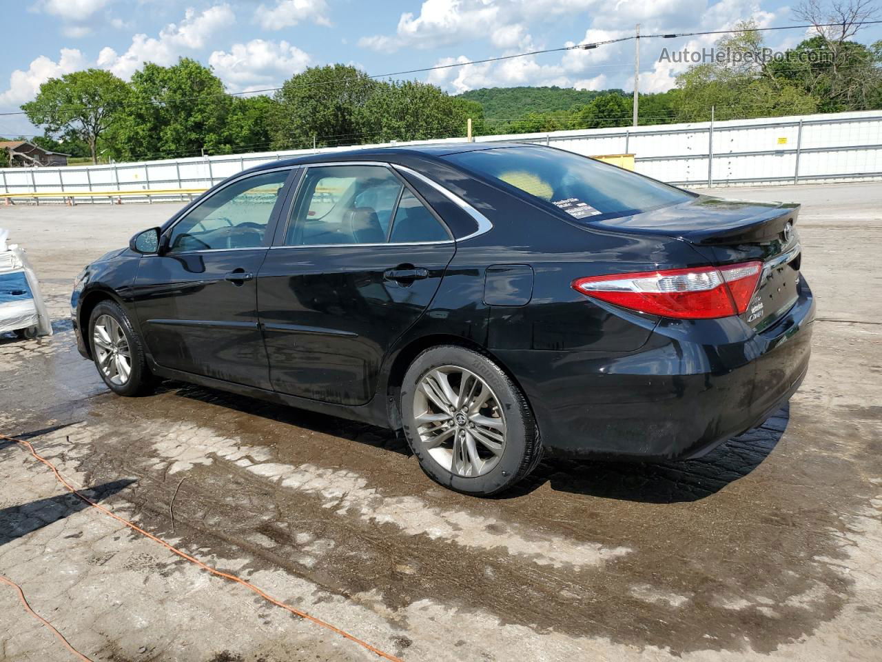 2016 Toyota Camry Le Black vin: 4T1BF1FK0GU135743