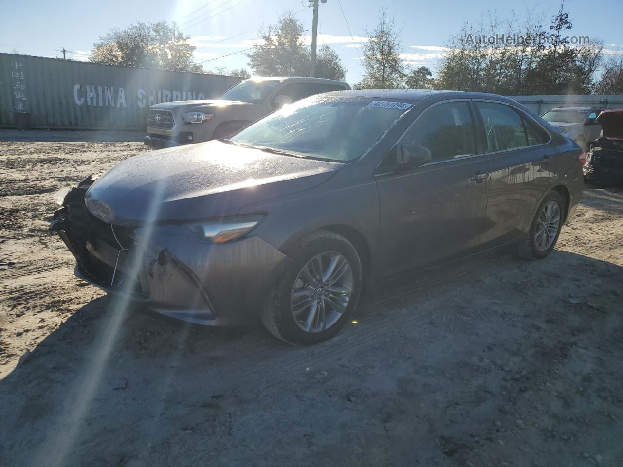 2016 Toyota Camry Le Gray vin: 4T1BF1FK0GU188569