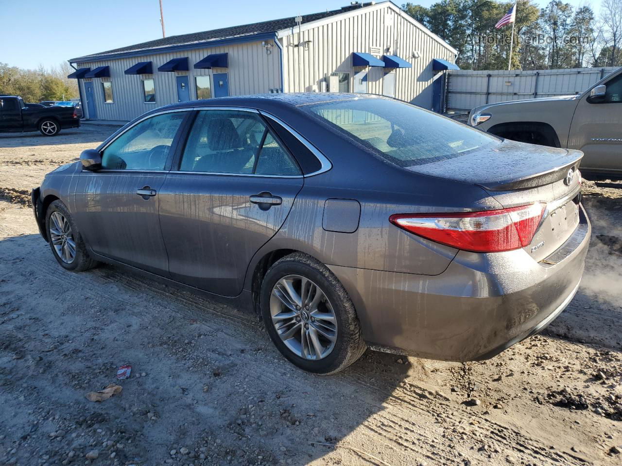 2016 Toyota Camry Le Gray vin: 4T1BF1FK0GU188569