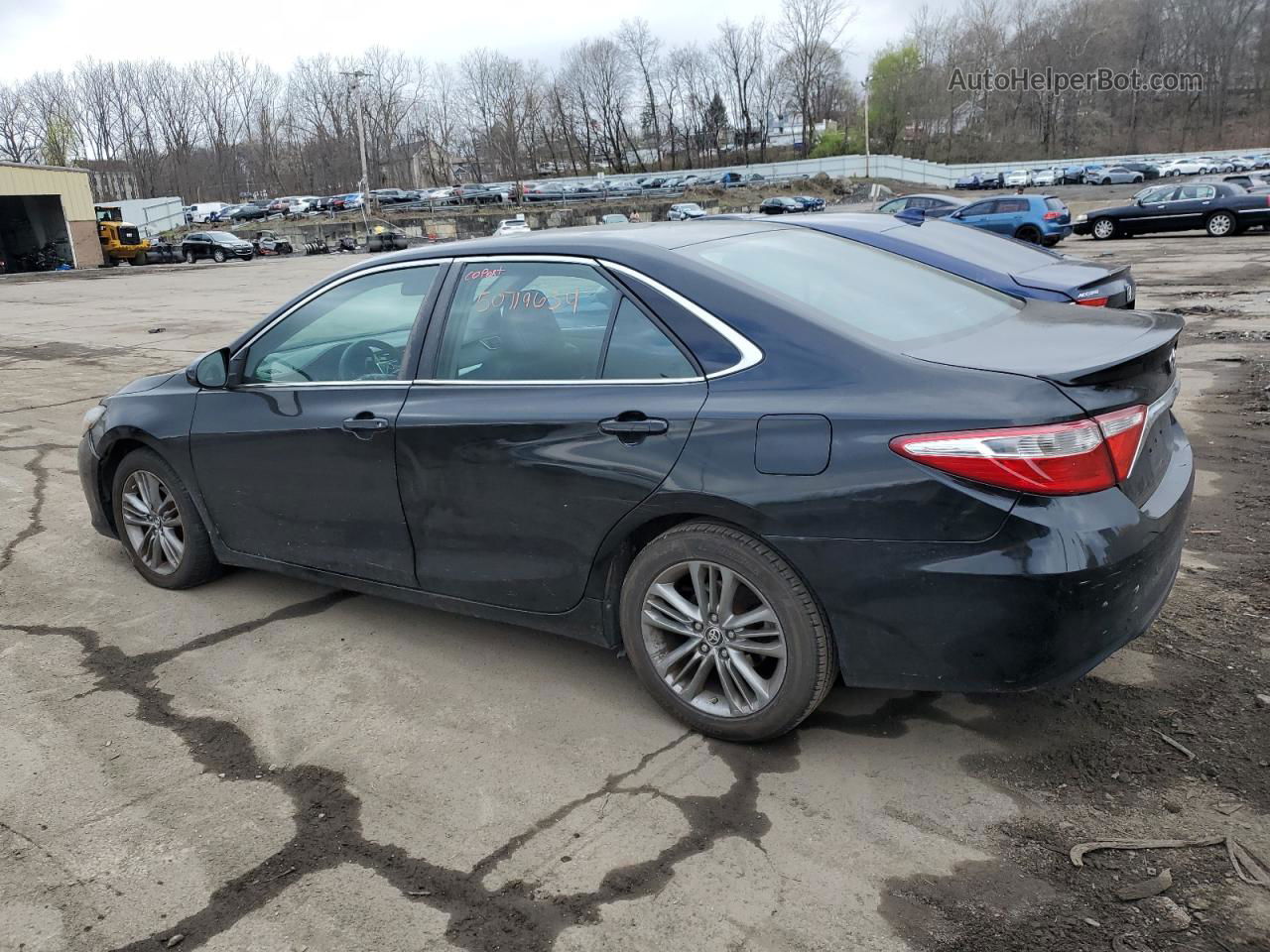 2016 Toyota Camry Le Black vin: 4T1BF1FK0GU212014