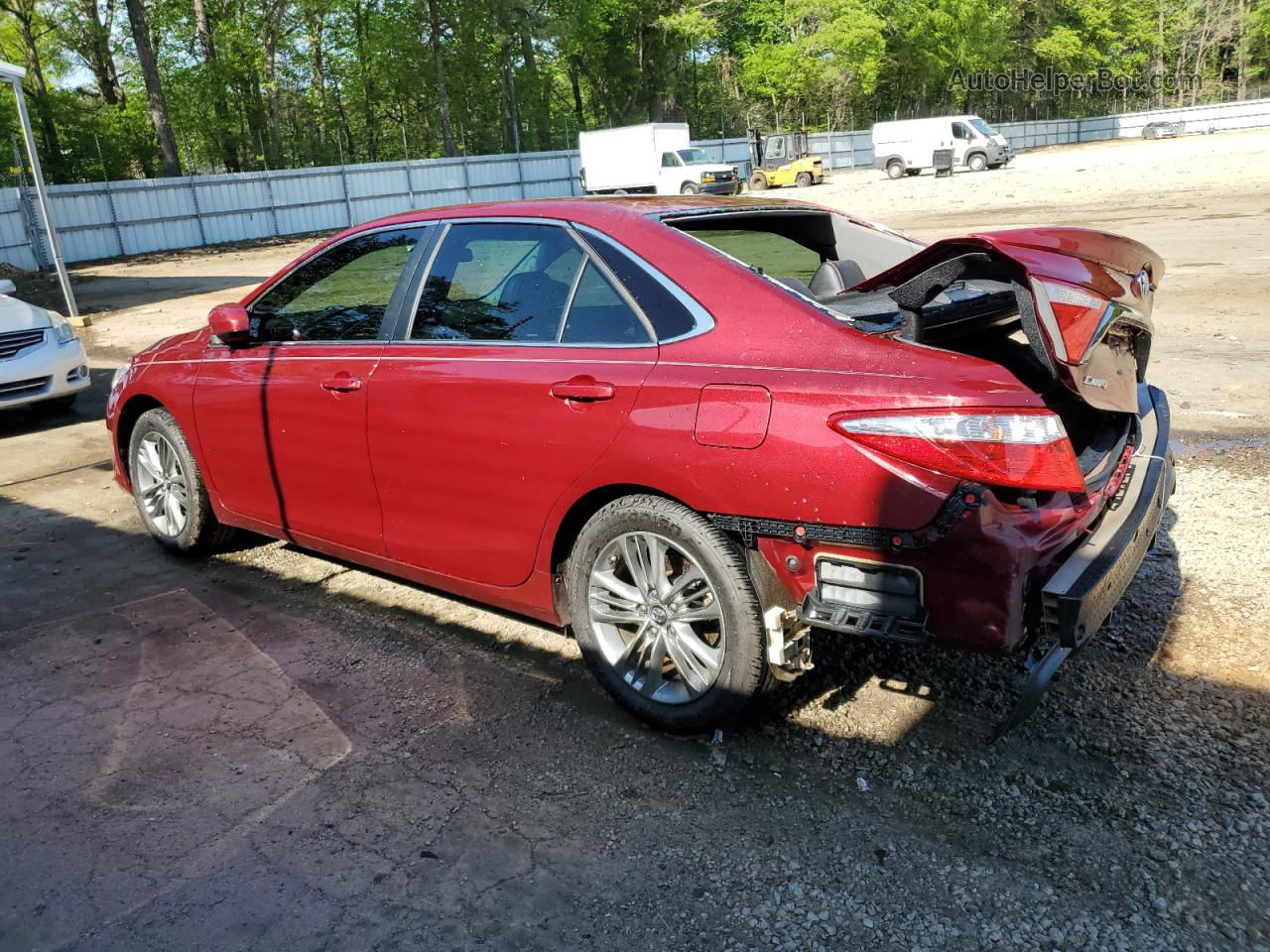 2016 Toyota Camry Le Red vin: 4T1BF1FK0GU573906