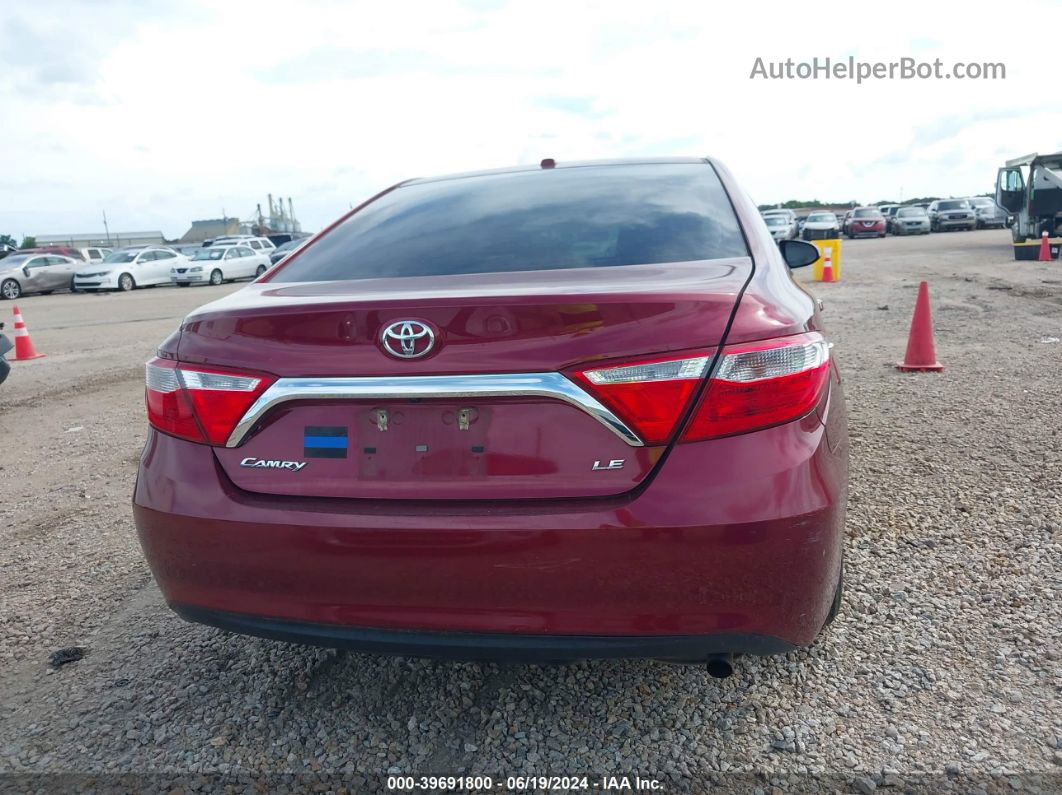 2016 Toyota Camry Le Темно-бордовый vin: 4T1BF1FK0GU594240