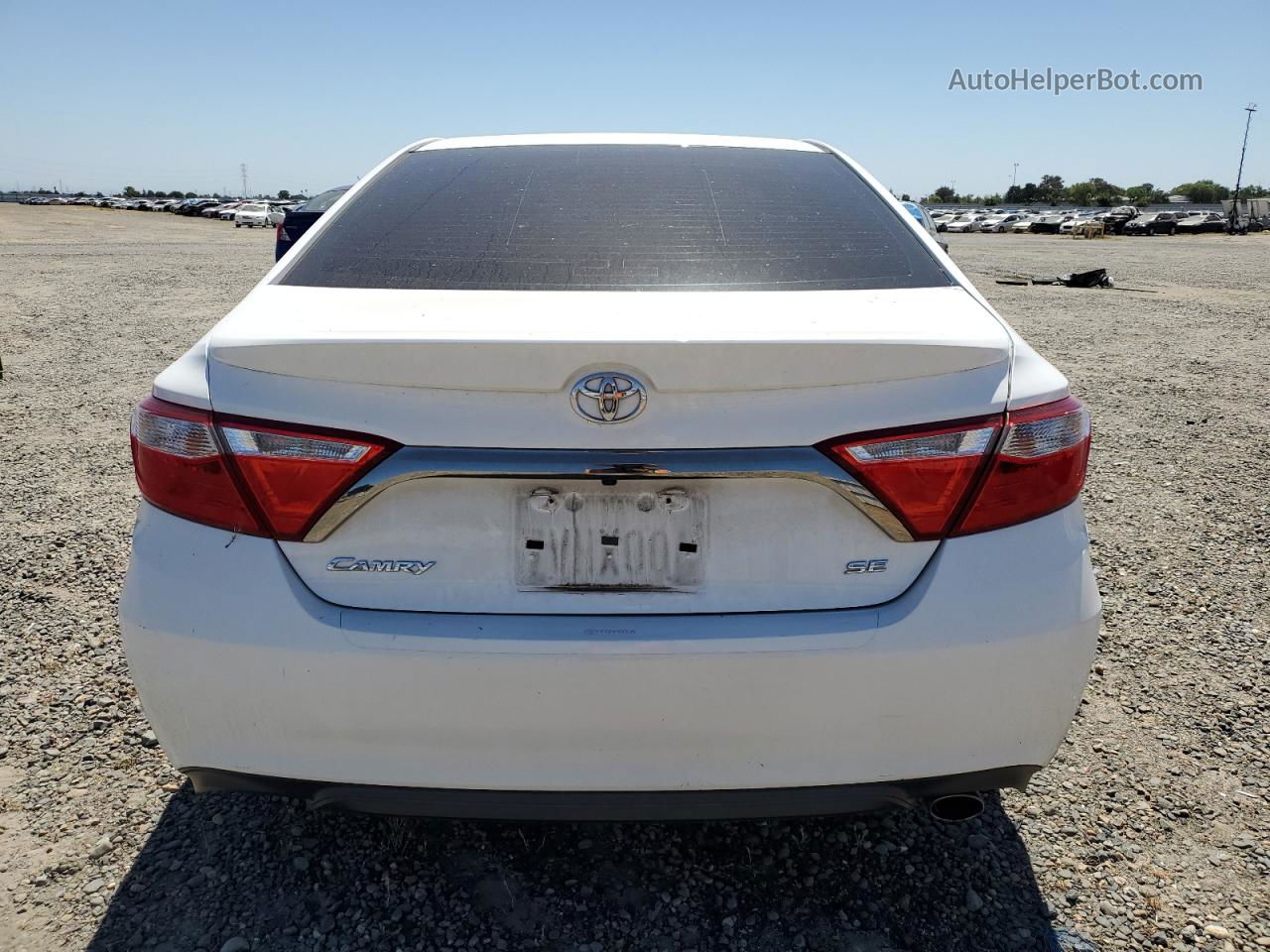 2017 Toyota Camry Le White vin: 4T1BF1FK0HU323325