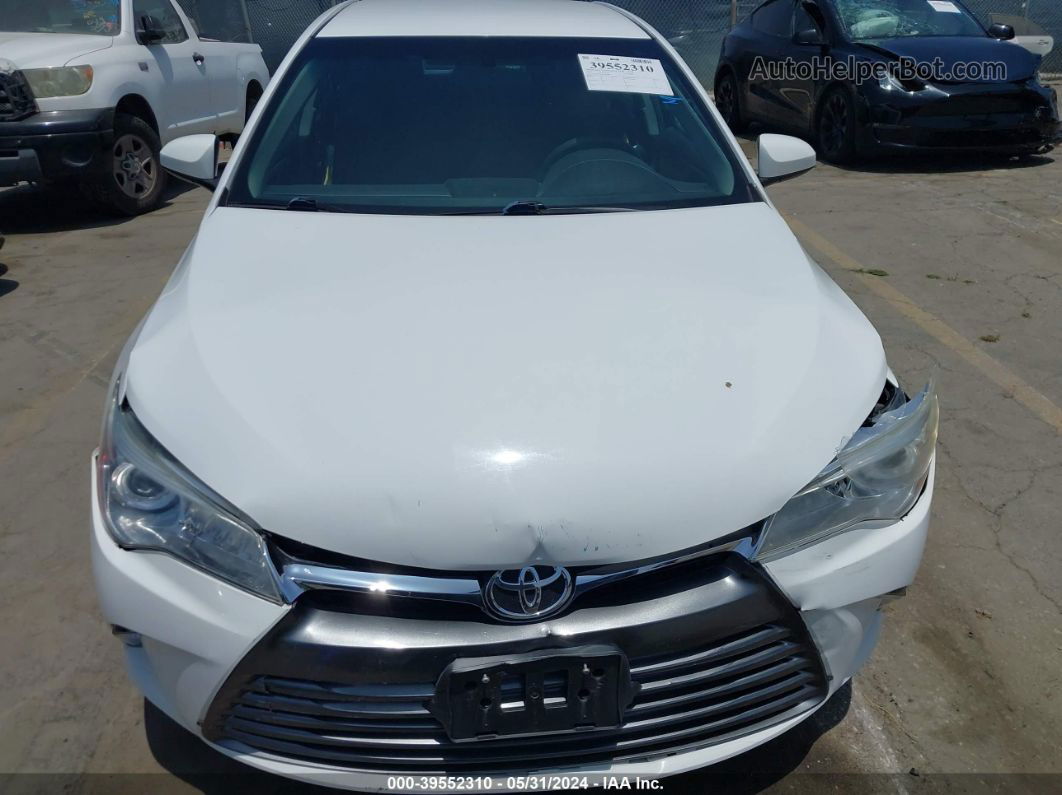 2017 Toyota Camry Le White vin: 4T1BF1FK0HU396064