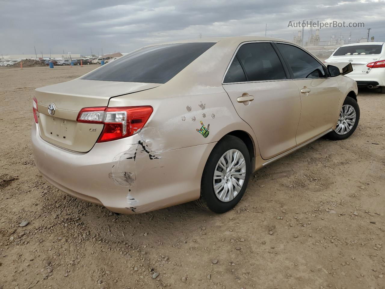 2012 Toyota Camry Base Золотой vin: 4T1BF1FK1CU096431