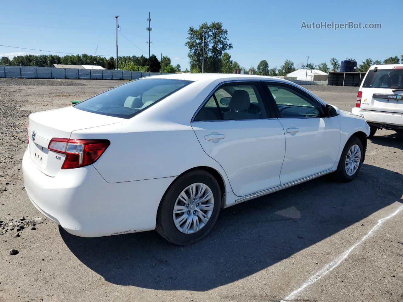 2012 Toyota Camry Base White vin: 4T1BF1FK1CU520335