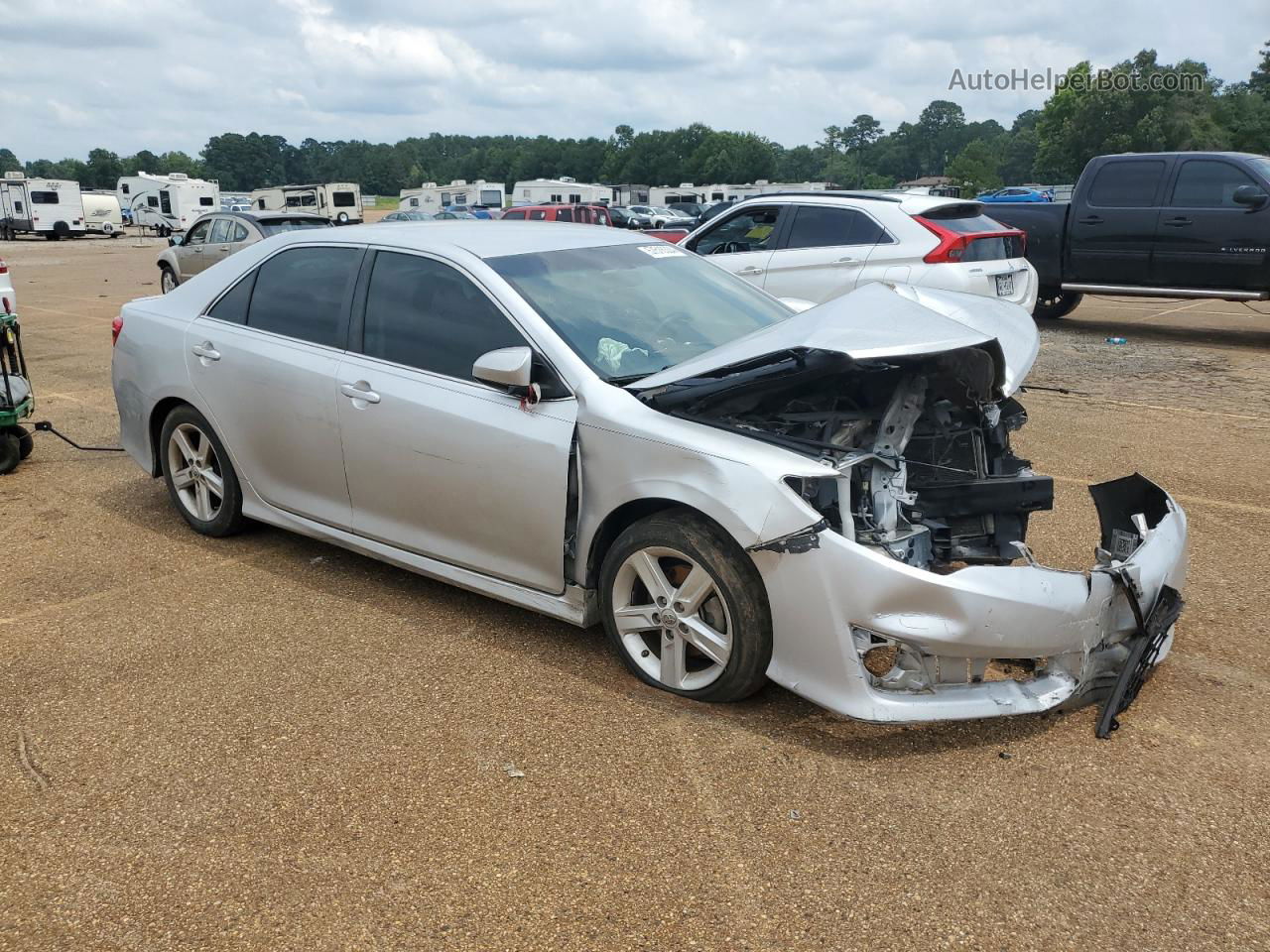 2014 Toyota Camry L Silver vin: 4T1BF1FK1EU732638