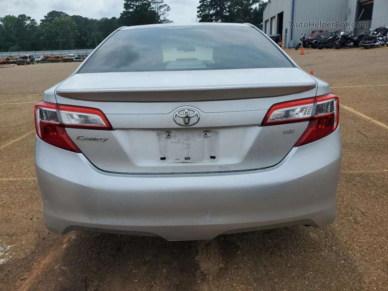 2014 Toyota Camry L Silver vin: 4T1BF1FK1EU732638