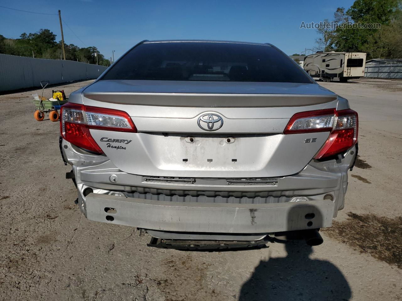 2014 Toyota Camry L Серебряный vin: 4T1BF1FK1EU812912