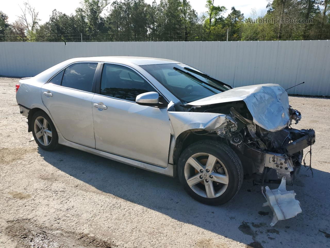 2014 Toyota Camry L Silver vin: 4T1BF1FK1EU812912